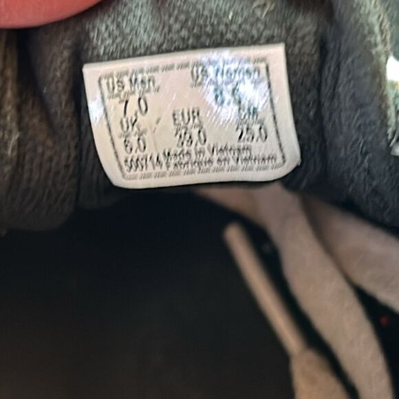 Vans Unisex Black and Orange Sneakers - Picture 6 of 7